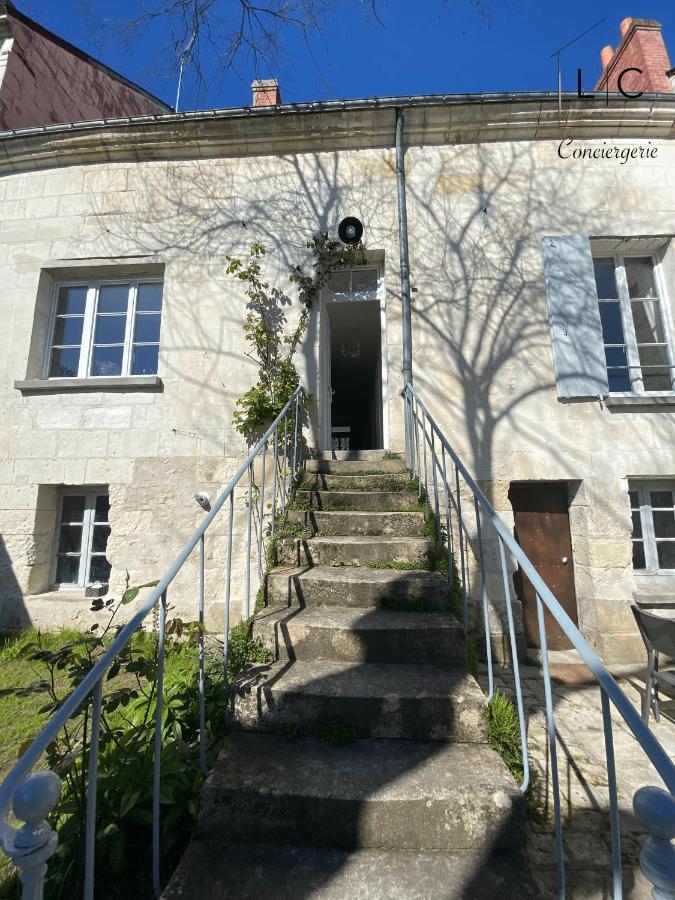 Gite Saint Joseph Loches Exterior foto